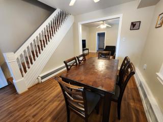 A Simple Stay-Comfortable 3BDRM, Central Location - Atlantic City - 1