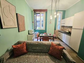 Comfortable flat inside Isola and Garibaldi district - Milan - 1