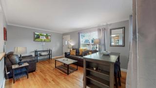 Great two bedroom family spot with convenient access to downtown - 4