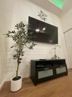 Arctic House- Walk to the Casinos, Outlets & More! - 5