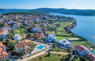 Gorgeous Home In Pomer - Pomer - 6