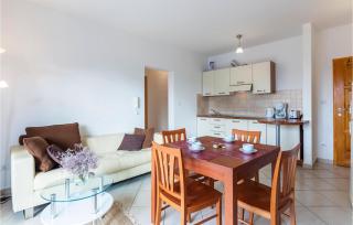Gorgeous Apartment In Medulin With Wifi - Medulin - 9