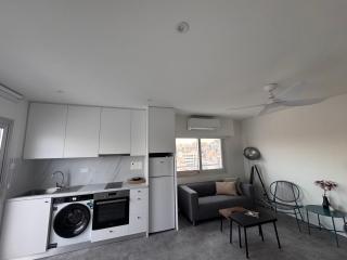 Skyhigh Urban Apts - 3
