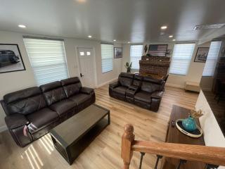 Cadillac Blue House - Luxury w/ Pool Table! - Atlantic City - 6