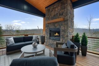 Blue Fox Lodge - 8