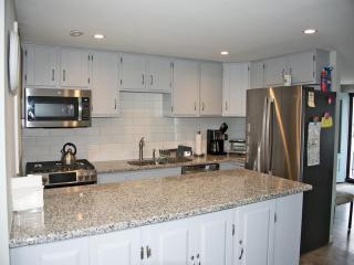 Pet Friendly, Single Family, Private Heated Pool, Hot Tub, Beach Badges And Beach Equipment, Private Fenced In Yard, Deck And Covered Patio, Granite, - 2