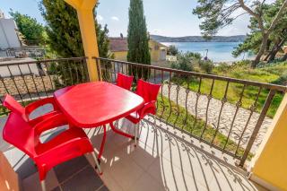 Apartments and Rooms Ruzmarin - Rozi - Rogoznica - 9
