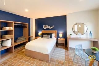 Chic Studio Kitchen WiFi TV Steps to Beach - El Centenario - 9