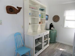 Elevator, Yard, Beach Badges, Beach Chairs, W-D, Deck, Keurig, Cable, Streaming, Wifi, - Brant Beach - 1