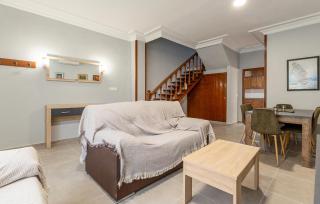Amazing Apartment In Torrevieja - Torrevieja - 9