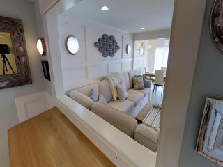 Oceanfront, Wifi, Deck, O-S, Oceanviews, Deck, Beach Chairs, - Ship Bottom - 4