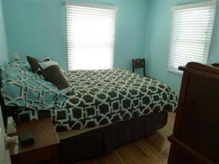 Pet Friendly, Bayfront, Boat Slip Dock, Beach Badges, Wifi, Boaters Delight! Bay Front 1St Floor Duplex In Peahala Park, 1St Floor Is Really 2Nd, - Peahala Park - 3