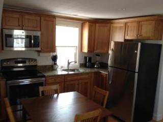 Beach Badges, Wifi, Outdoor Shower, Deck,ocean Side Duplex In Brighton Beach - Brighton Beach - 6