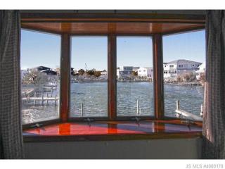Pet Friendly, Beach Badges, Water Front, Dock, Wifi, Single Family 3-Bed 2-Bath Lagoon Front - Harvey Cedars - 1