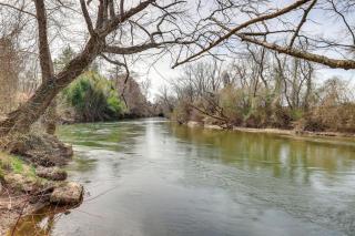 River Access and Gorgeous Views Pisgah Forest Home! - Pisgah Forest - 8