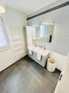 Beautiful 2 bedrooms flat in Luxembourg - Hollerich - 8