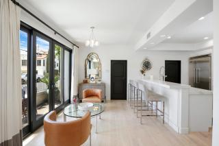 Poinsettia Palms - Chic & Luxe Patio Near Beach - Corona del Mar - 7