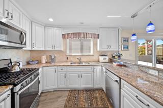 Ruby Villa B - Upper Unit for 6 - Newport Beach - 7