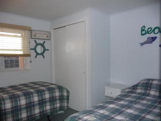 Ocean Block, Surf City, Duplex, Beach Badges, Wifi, Updated Kitchen, Deck,surf City Ocean Block Duplex 2Nd Fl, 10088 - Surf City - 8