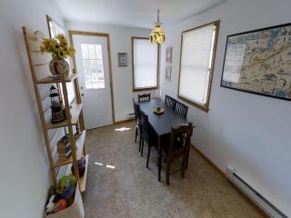 Pet Friendly, Bayside, Brant Beach, Private Yard, Wifi, Affordable 3 Bedroom Vintage Cape In Brant Beach 14009 - 2