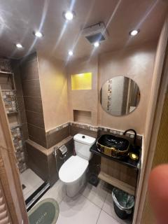 شقة رائعة تتمتع بالخصوصية في الزمالك zamalek luxury flat - Cairo - 2