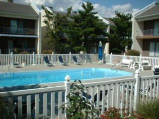 Stunning 2 Bedroom Condo In Ship Bottom 14015 - Ship Bottom - 0