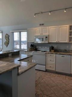 Oceanside, Beach Badges, Wifi, Ocean Views From The Decks! 5Th From The Beach, Surf City 14016 - 6