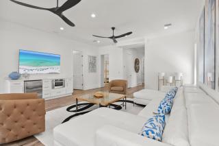 Pool Hot Tub Outdoor Kitchen Close to 30A Beaches 30A Salt Solace - 3