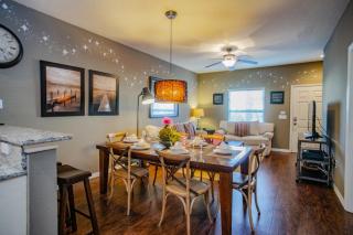 Special Offer Cozy Townhome at West Lucaya - 0