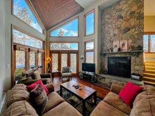 CR6 C6 Renovated Townhome a short walk from the slopes Pool gym passes - 7