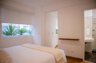 Striking 1BR in Miraflores - 4