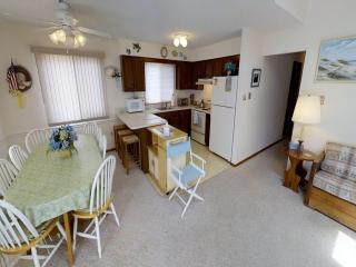 Bay Block, Wifi, Deck, Outdoor Shower, Beach Badges, Bay Views, Bay Side Raised Ranch With Bay Views In Peahala Park 14019 - Peahala Park - 9
