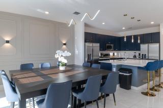 Sophisticated 9 bedroom close to Disney - 8