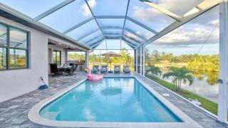 Upscale And Comfortable! Enjoy Views From The Pool - Cape Coral - 6