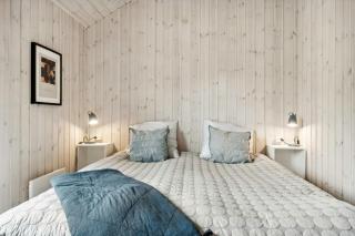 Modern Sleek House In Gedser - 7