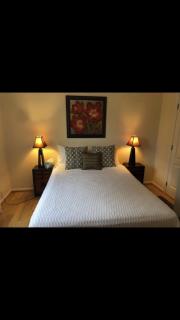 Cozy Suburban Retreat - Germantown - 0