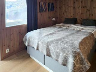 Sunny Cabin With Fjord Views In Redal - Naustdal - 5