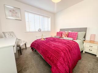 Etihad Blissful Retreat-3 bedroom Haven - Manchester - 6