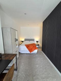Spacious New Studio in Blackburn Town Centre - 9