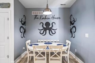 Sale! Book 2 Nights Get 3rd for 1 dollar Modern 4 Bedroom Near Beach - 7