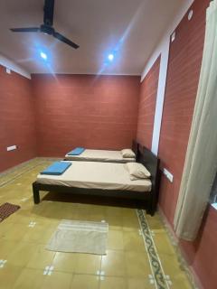 Krishnagudi Home Stay - Coimbatore - 8