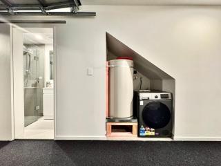 Modern Brand New Luxury Retreat in Papatoetoe - Auckland - 3