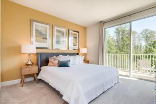 Special Offer Luxury Retreat with Pool - 3