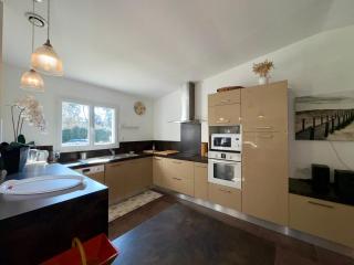 Maison spacieuse à Saint-Jean-de-Monts : 11 pers, wifi, terrasse, proche plage et forêt - FR-1-323-495 - Saint-Jean-de-Monts - 5