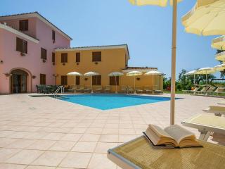 Apartment in Sos Alinos - Cala Liberotto - 2