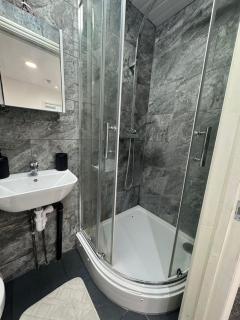 ROOM IN HARROW ON THE Hill - Harrow - 2