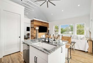30A Luxury Casa Mirador Carriage Home - Short Walk Bike to Beach - Santa Rosa Beach - 2
