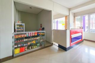 Urbanview Hotel Pondok Mas Cirebon By RedDoorz - Cirebon - 5