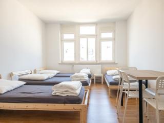 Einzelbetten, Waschmaschine, ideal für Gruppen - Chemnitz - 9