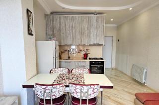 Spacious One Bedroom Apartment Near Sea - Batumi - 7